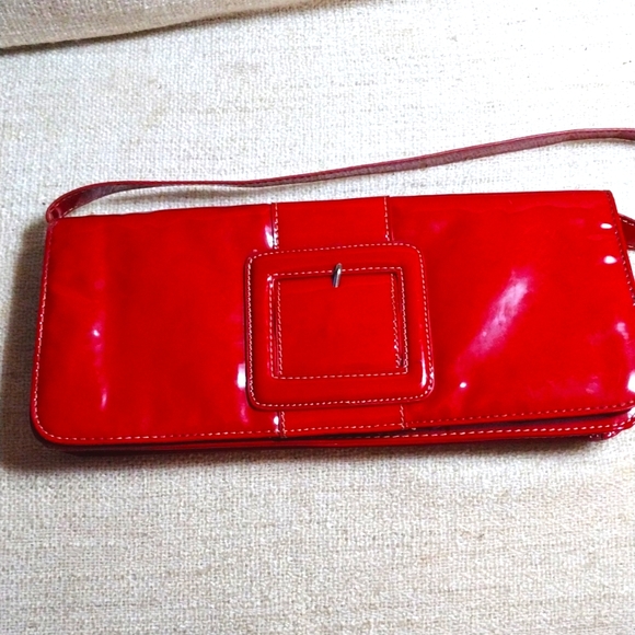 RED PATENT HANDBAG - Picture 3 of 6